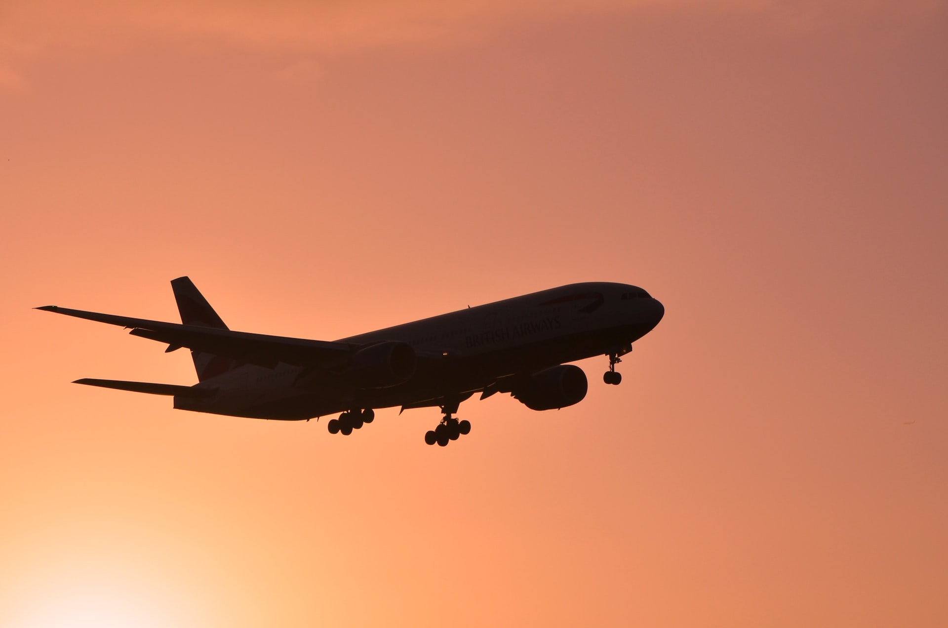 Was macht ein Flugbegleiter? Was macht ein Flugbegleiter?